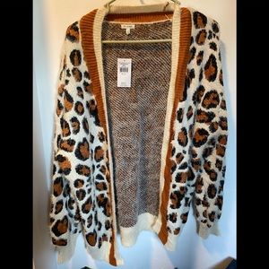 Womens BKE cardigan